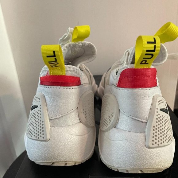 Nike Huarache E.d.g.e/HP - Picture 3 of 8